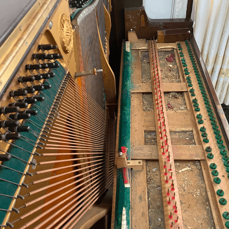 phím đàn piano bị kẹt