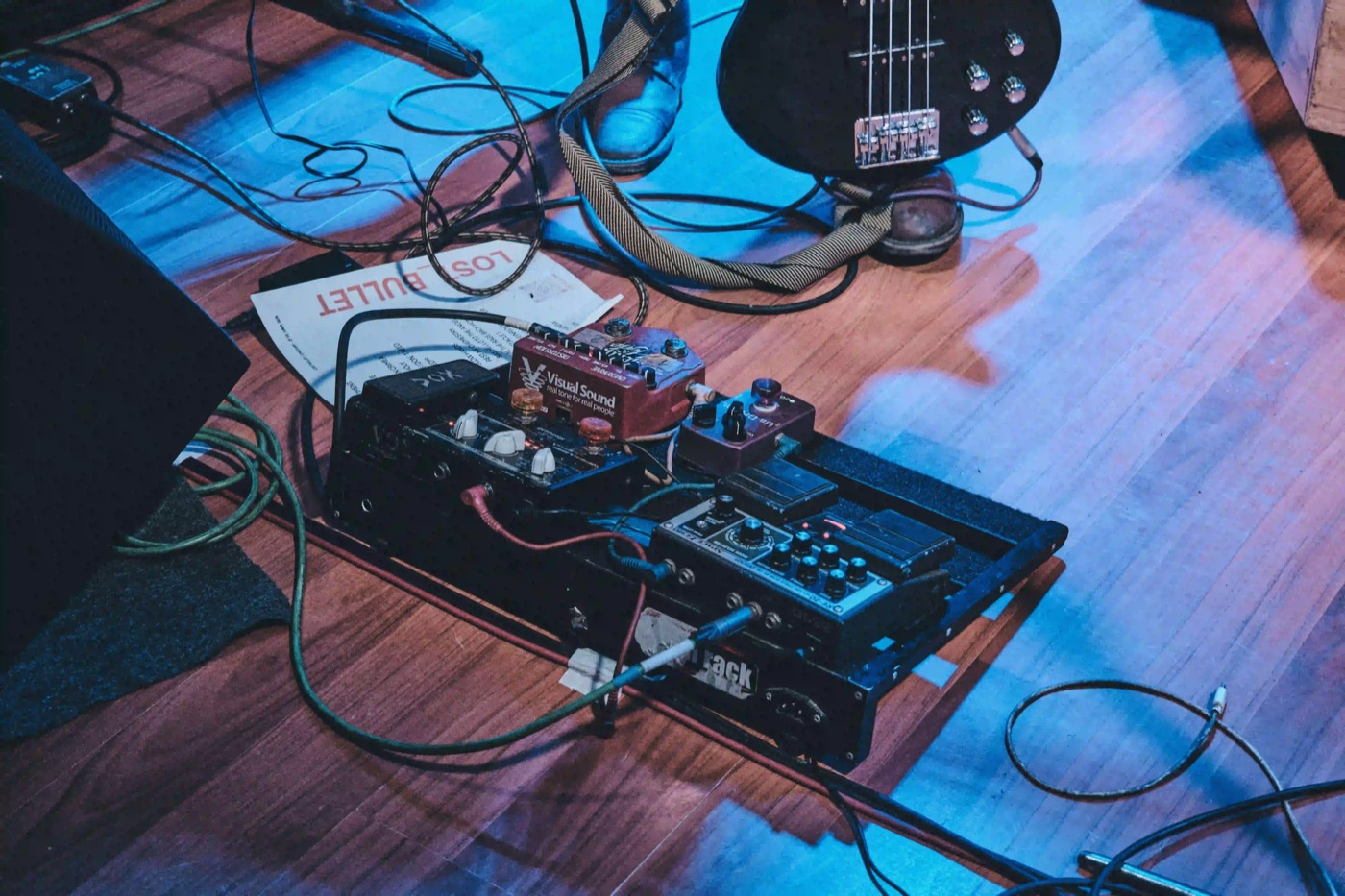 Bộ pedalboard bình dân cho effect guitar