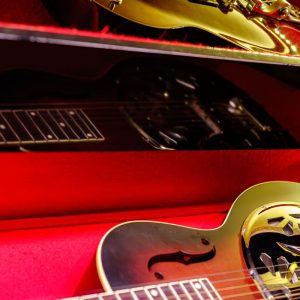 Hộp case đựng đàn guitar gia công theo yêu cầu